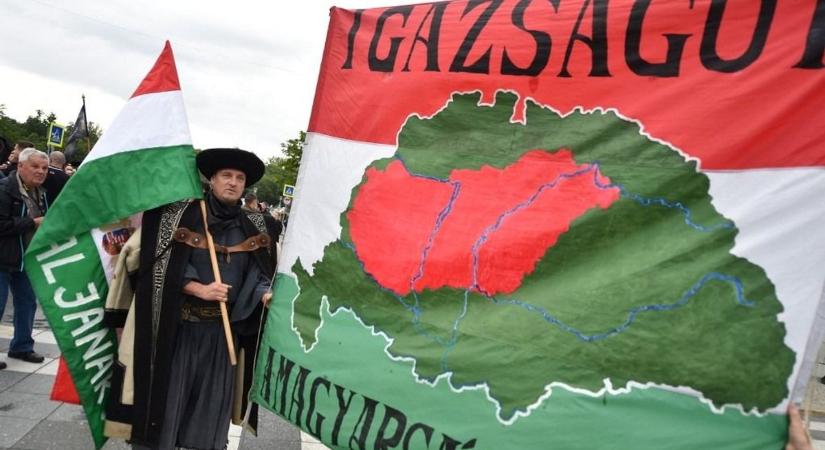 Mindent határt átlépett a baloldali HVG