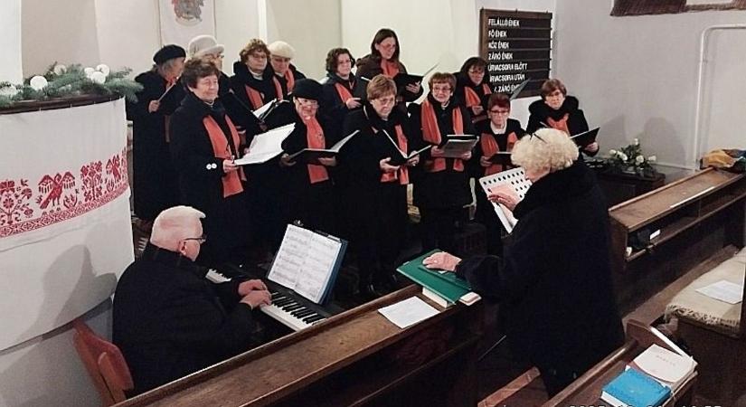 Adventi hangversenyek, közös éneklések és pásztorjáték: ünnepi programokkal készül az Agárdi Éneklők Kamarakórus