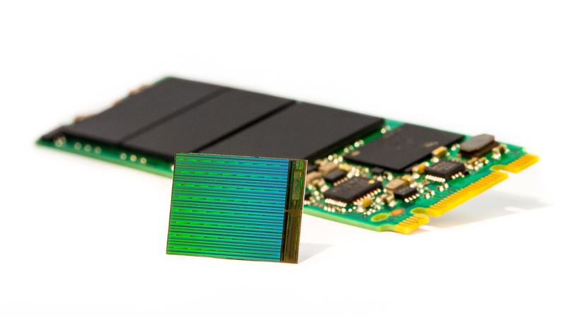 Az AI-láz nemcsak a DRAM, hanem a NAND Flash piac árbevételére is jókora pozitív hatást gyakorolt