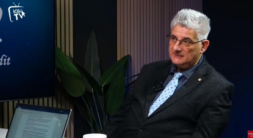 Heves vita zajlik az államtitkár és a Pedagógus Szakszervezet között