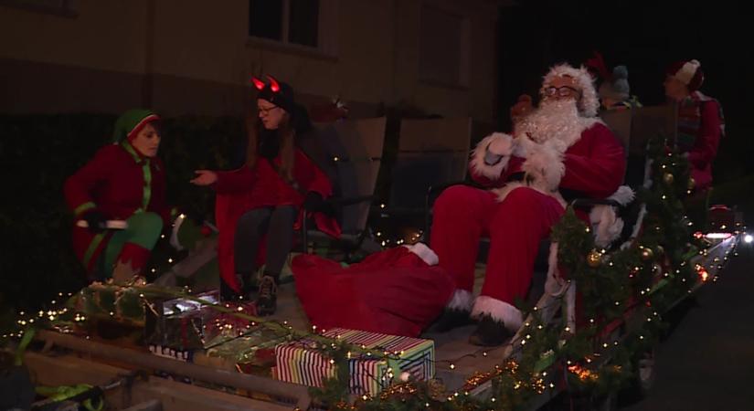 Idén is bejárta Miklósfát a Mikulás