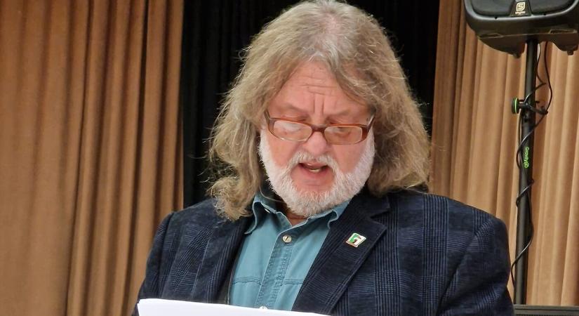 Hamisítás miatt menesztik a Csemadok dunaszerdahelyi járási titkárát