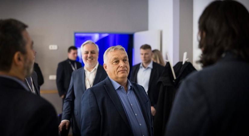 Orbán Viktor éppen útban volt Erdogan török elnökhöz, amikor nagyon rossz hírt kapott: azonnal tájékoztatta a magyarokat, mit fog tenni