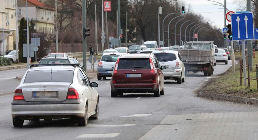 Most örülhetnek igazán a benzinesek – nagy változás vár rájuk