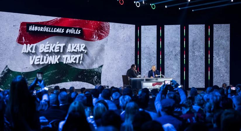 „Soha nem volt olyan fontos, hogy a békeszerető emberek összefogjanak” – a Háborúellenes Gyűlésen Gajdics Ottó is ott volt