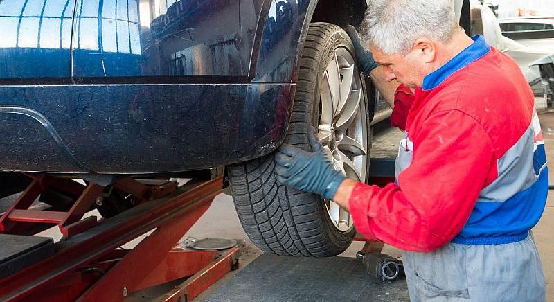 Ezt meg fogja köszönni a pénztárcánk: maradhat a kétéves vizsgáztatási ciklus