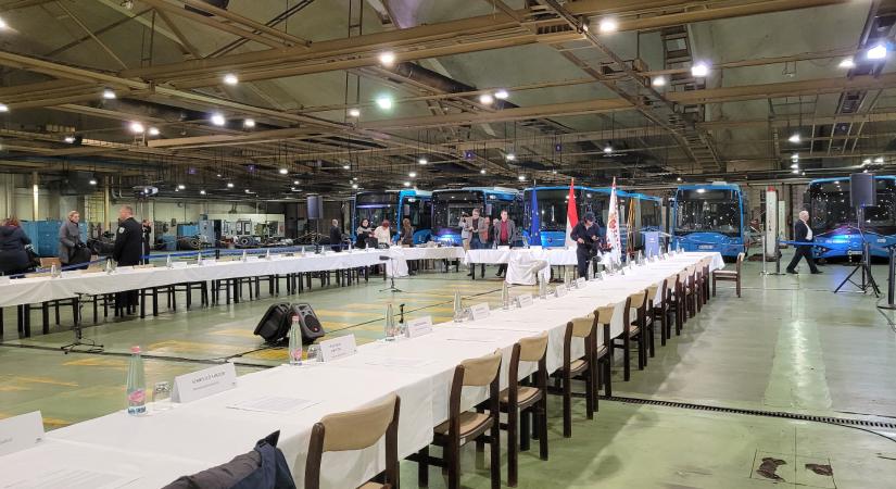 Nem csak Budapest csődje