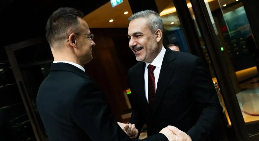 Brüsszelnek és Kijevnek nem fog tetszeni, amit Szijjártó Péter bejelentett