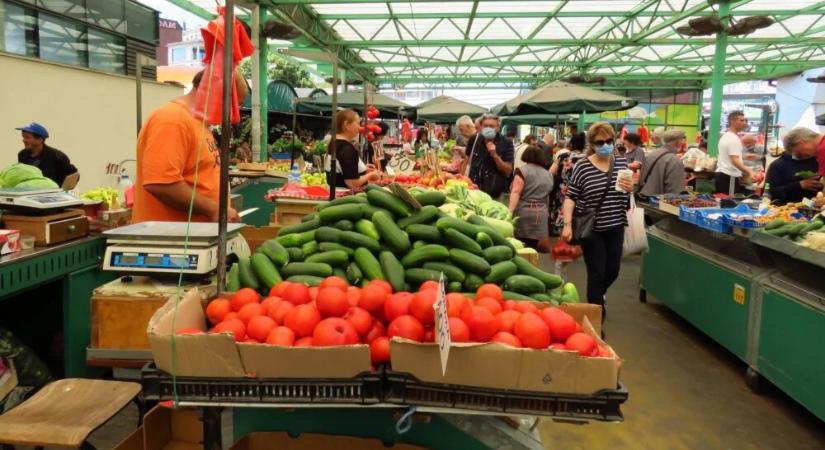 Jövőre sem lesz szükség adómemóriás pénztárgépre a piacokon