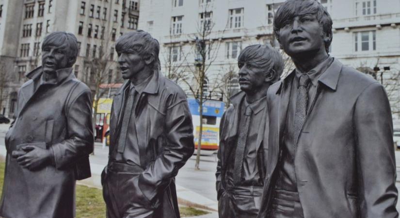 45 éve hunyt el John Lennon – így emlékezik az egri Beatles Múzeum tulajdonosa
