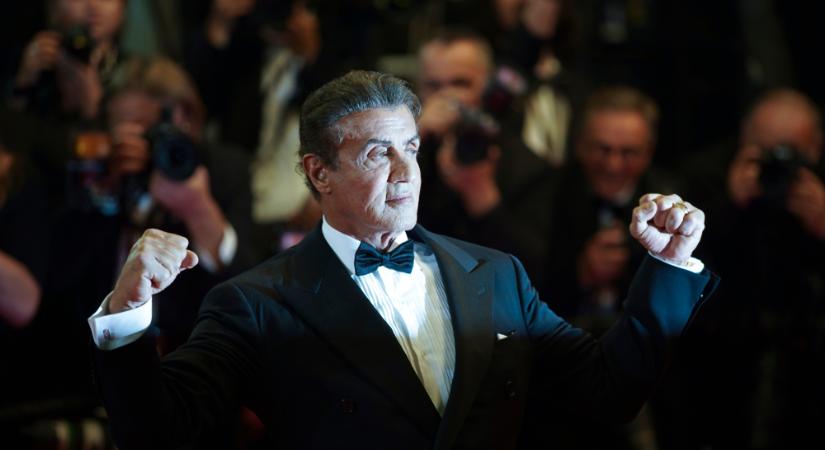 Emberi roncs lett Sylvester Stallone: botra támaszkodva lépett a vörös szőnyegre