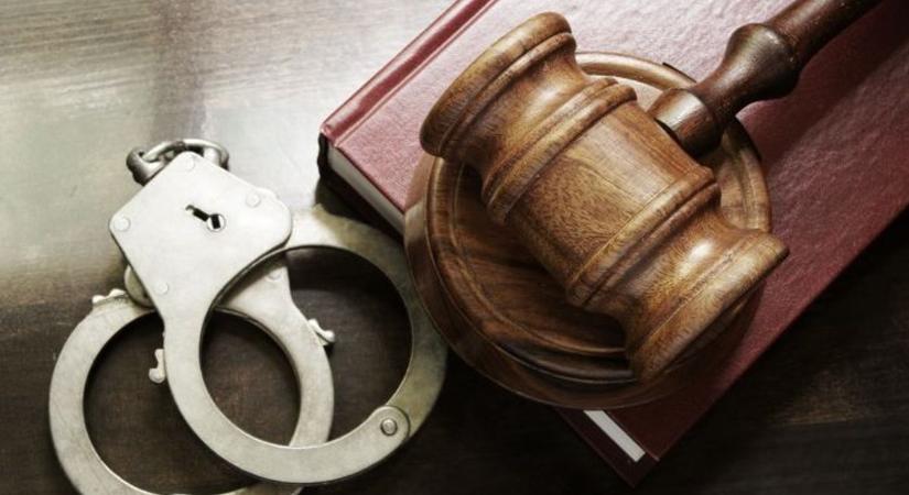 Álomnak is rossz arra ébredni, hogy kifosztják az embert