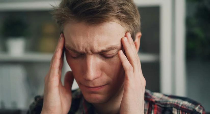 Sokan nem veszik észre, pedig a test kiabál: így jelzi előre a migrén a közelgő rohamot