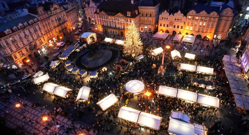 Német média: „Halálos veszély” leselkedik a prágai karácsonyi vásárok látogatóira