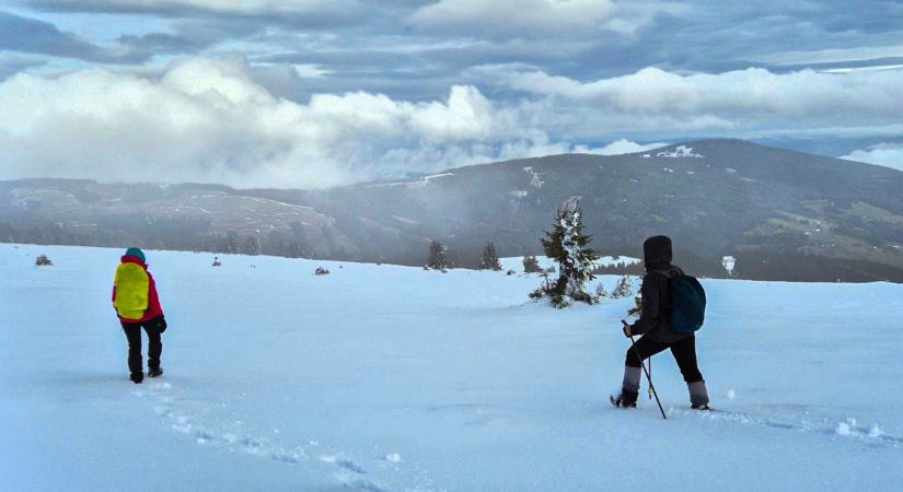 Esőben, havas viharban, napsütésben: a vasiak meghódították a Wechsel-t! (fotók)
