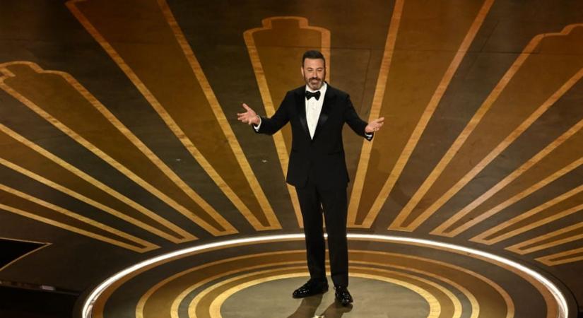 2027 májusáig folytatódhat a Jimmy Kimmel Live!, a műsorvezető új szerződést kapott az idei tiltás ellenére