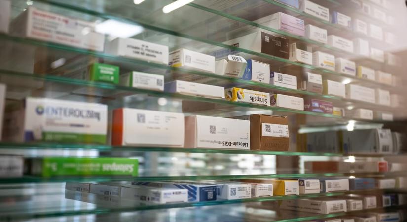 A kormány 35 milliárd forintot ad nagy értékű gyógyszerekre, és újabb 64 milliárdot a mohácsi hídra