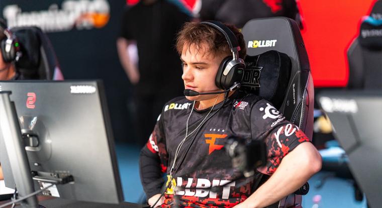 A FaZe Clan bejutott a Budapest Major 2025 főeseményére, Karrigan csapattársát méltatja