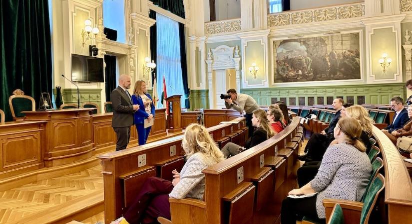 Elismerték a győri drogprevenció kiemelkedő szakembereit