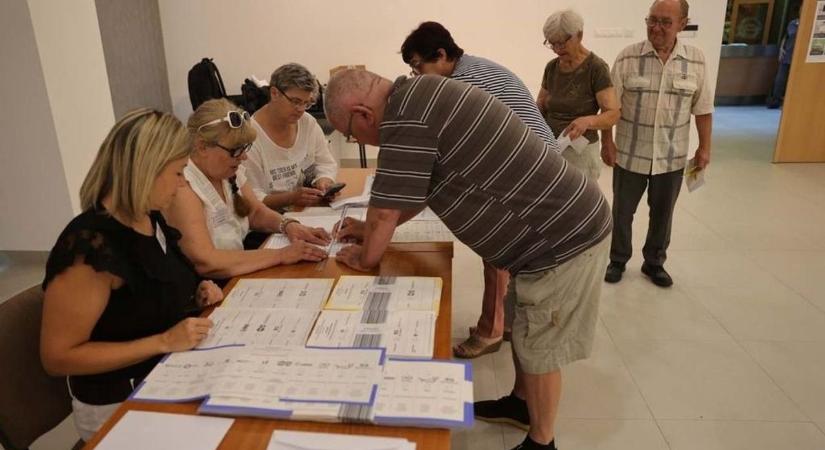 Szekszárdiak figyelem! Már most lehet jelentkezni szavazatszámlálónak a 2026-os választásokra