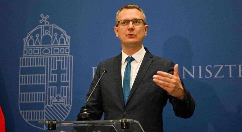 Rétvári Bence: Egy Brüsszel-párti kormánnyal Magyarország az egyik legfőbb célpontjává válna a betelepítési rendszernek