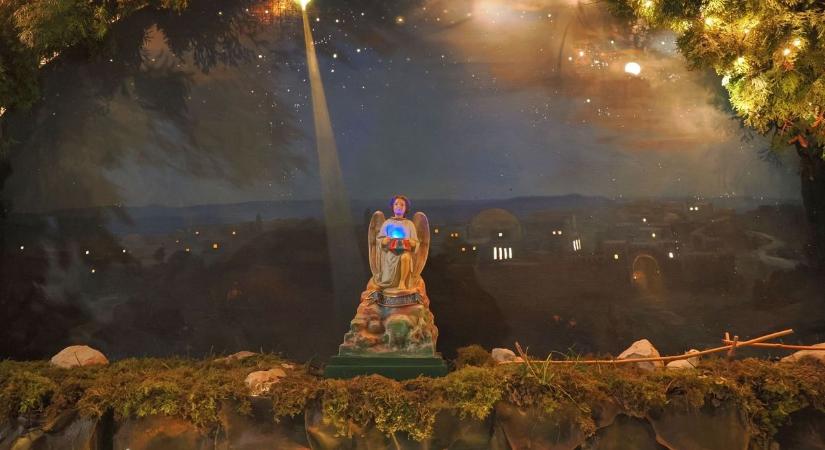 Ezt látnod kell: új ötletekkel, bővebb formában készült el Keszthely karácsonyi betleheme