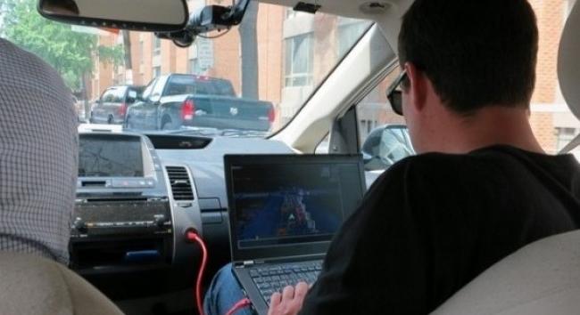 Kétéves maradhat a műszaki vizsga a tíz évnél idősebb autóknál is az uniós döntés után