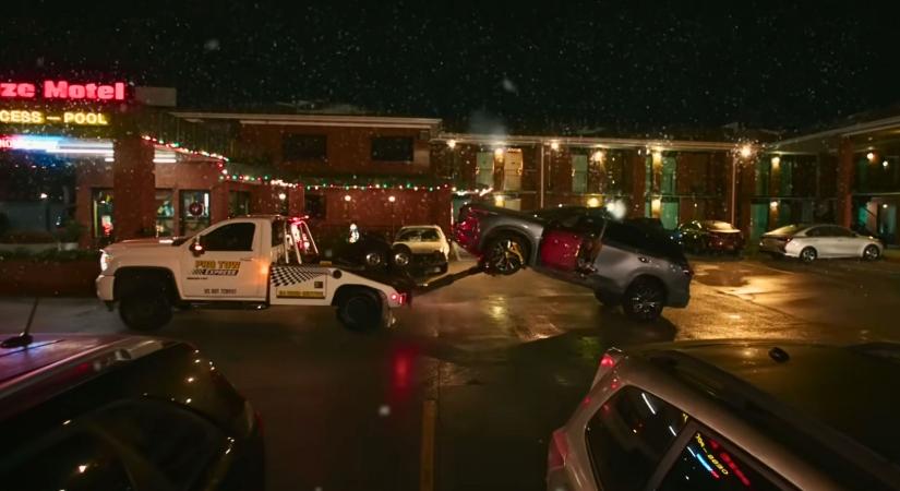 Mindenki ezt nézi? Világszerte rákaptak a nézők az új karácsonyi vígjátékra, ez most a No. 1 a streamingóriás platformján!