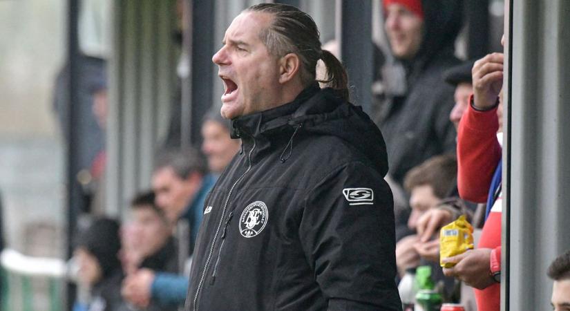 Kifakadt az edző, mert a klubokat nem érdekelte a selejtezőtorna