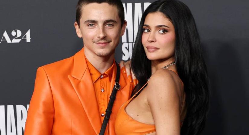 Kylie Jenner és Timothée Chalamet összeöltözve álltak a vörös szőnyegre: mégsem szakítottak