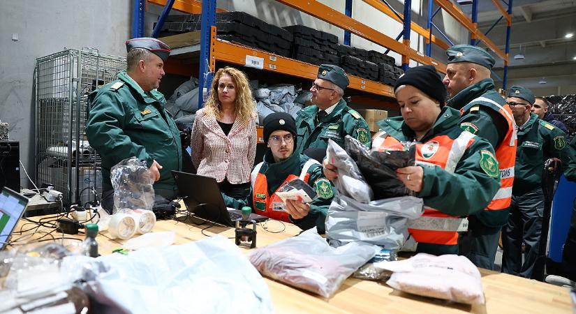 Óriási razziát tartottak a reptéren a hatóságok, több száz veszélyes csomagot találtak