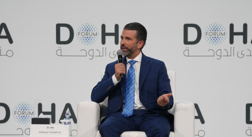 Donald Trump fia: Amerika nem lesz tovább az idióta a csekkfüzettel