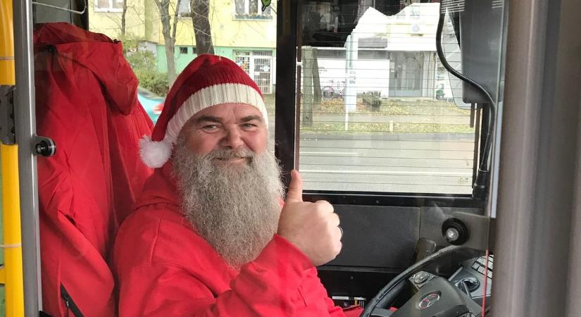 Világhírűvé vált a szegedi Mikulás sofőr - ez nem ragasztott szakáll!