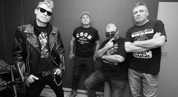 Megjelent az évek óta várt C.A.F.B. bakelit!