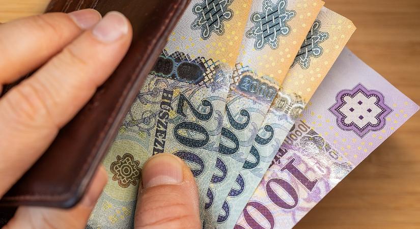 Lélegzethez jutott a forint a hétfői lejtmenet után