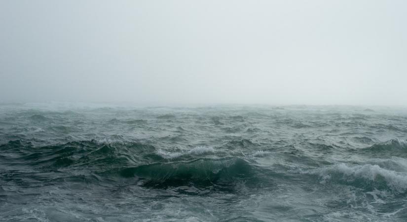 Tragédia Tenerifén: több külföldi turista is meghalt egy óriási hullám miatt