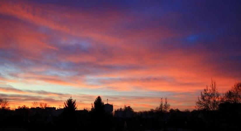 Lélegzetelállító fotók - Ilyen volt ma reggel a napfelkelte Győrben