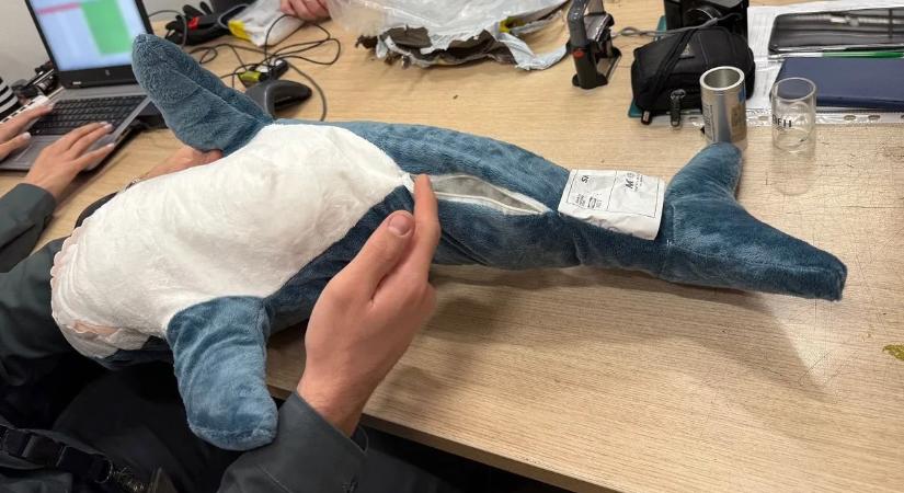 Jól gondolja meg, ha külföldről rendelne ajándékot – elképesztő veszélyekre és hiányosságokra bukkantak a hazai hatóságok