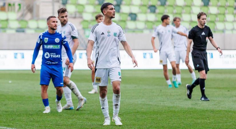 Szörnyű sérülés: leszakadt a retinája a magyar focistának, veszélybe került a pályafutása