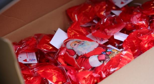 Ajándékcsomagok kicsiknek és nagyoknak