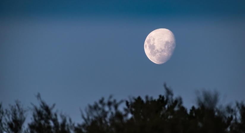 Megrepedt a Hold – és ez nagy baj lehet