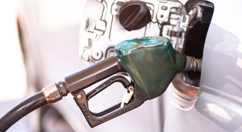 Hozzányúlnak a dízel árához