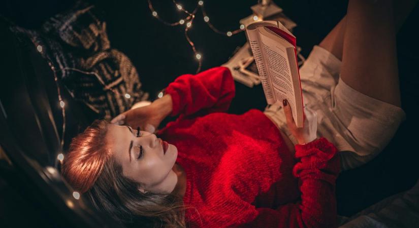 Ezeket még te is elolvasnád! 10 romantikus regény karácsonyi ajándéknak