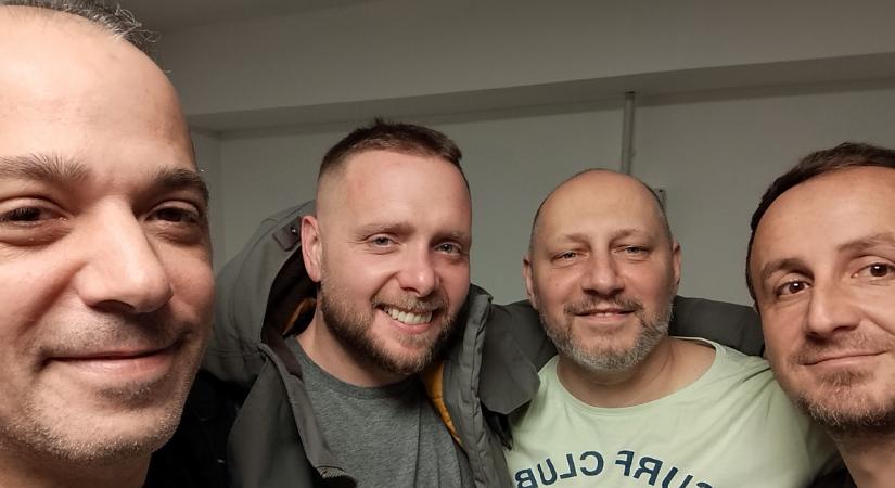 Decemberről írt dalt a debreceni zenekar – videóval