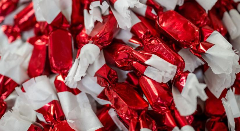 Pisztáciás, vörösboros, áfonyás: új szaloncukor-ízek lepték el a boltokat