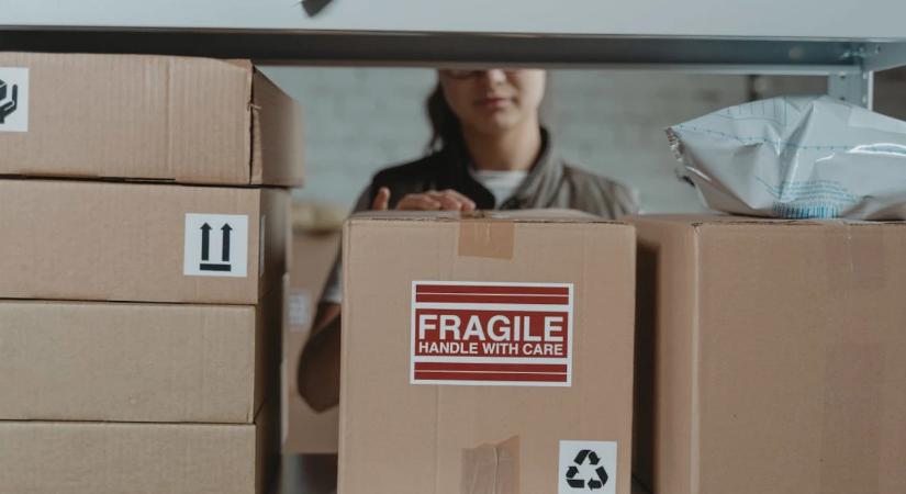 A harmadik országokból érkező, online rendelt termékek 60 százaléka veszélyesnek bizonyult