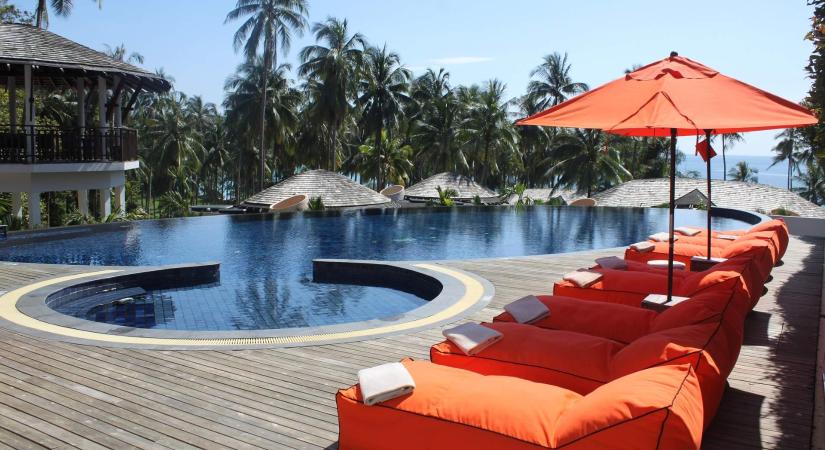 Szembe mennek a magyar utazók a nemzetközi trenddel