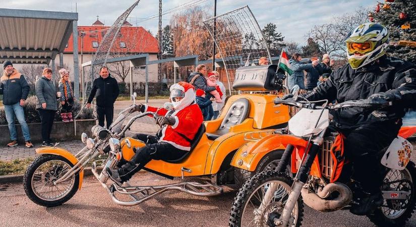 Amikor a Mikulások motorra pattannak (galéria)