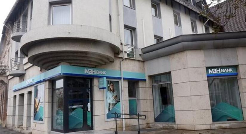 Vitték mint a cukrot az MBH Bank részvényeit
