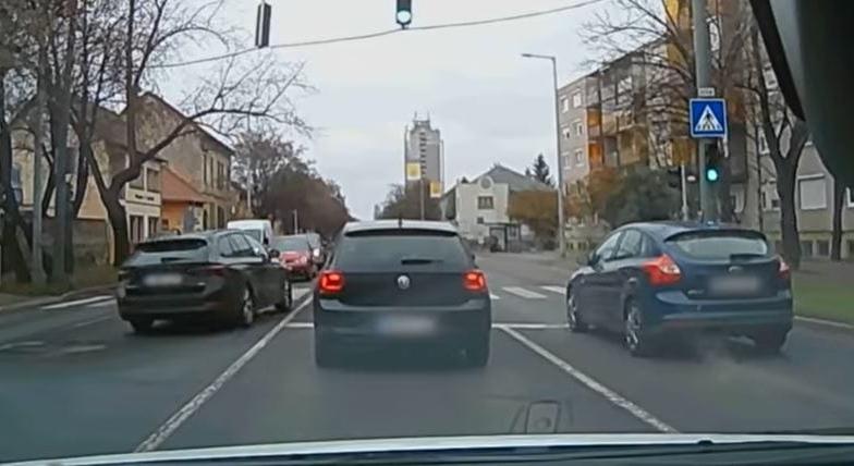 Mutatunk két autóst a magyar utakról, akik inkább balesetet kockáztatnak, nehogy egy percet is várniuk kelljen – videó